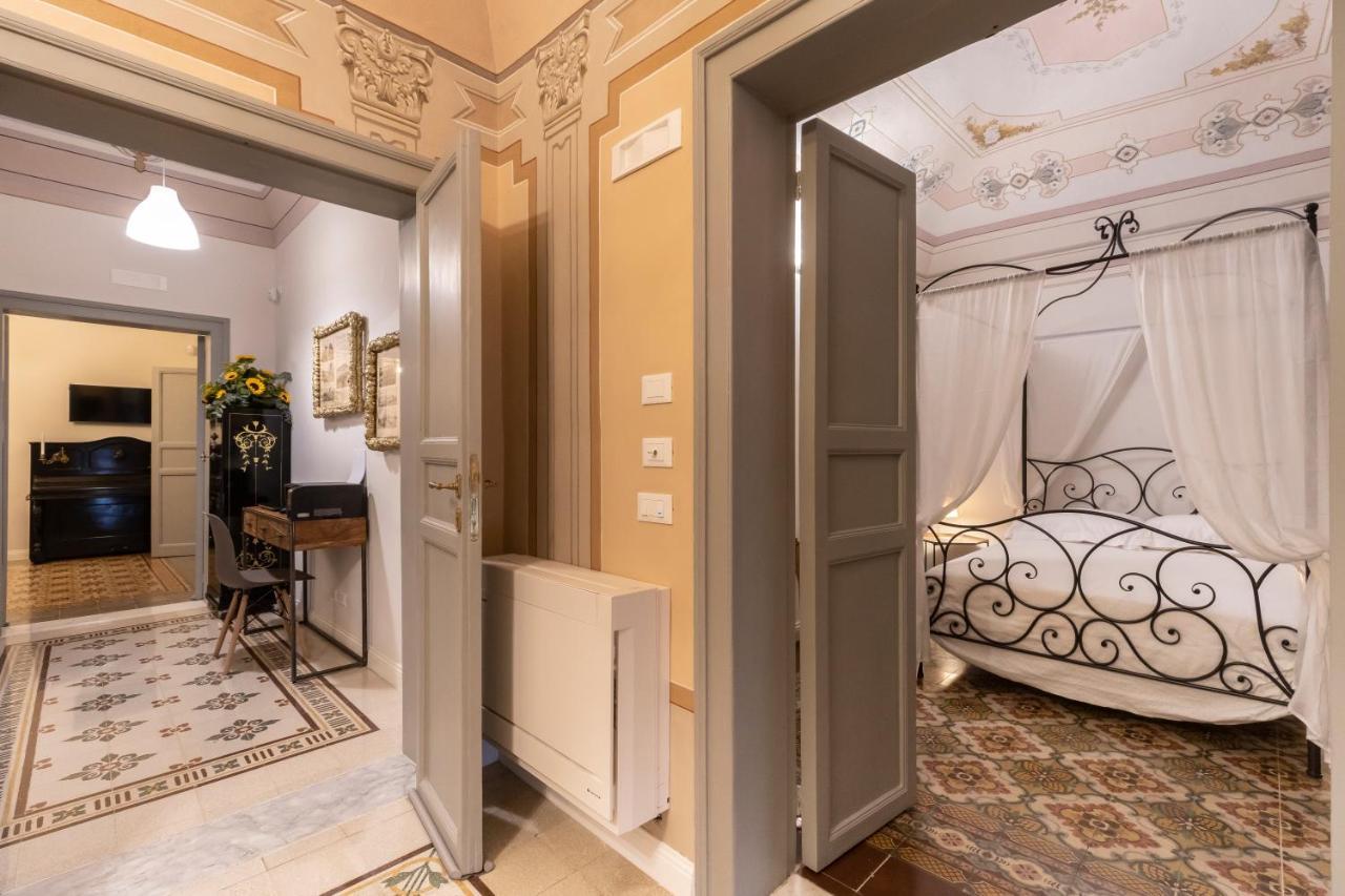 Вилла Palazzo Guajana Трапани Экстерьер фото